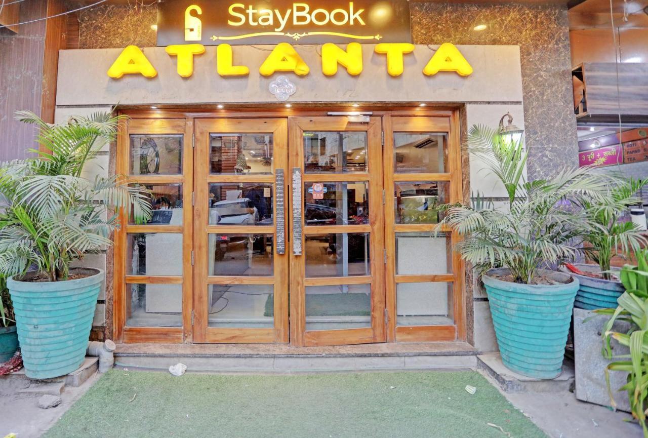 Staybook Hotel Atlanta New Delhi Train Station Exterior photo